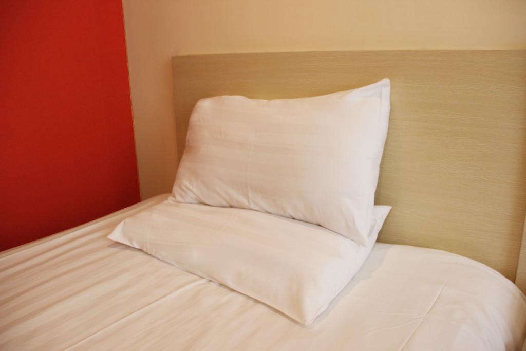 Vienna Hotel Shanghai South Railway Station And Everbright Экстерьер фото