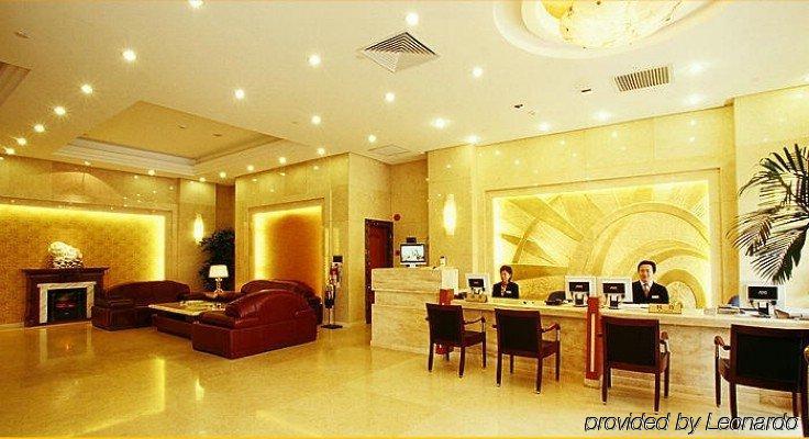 Vienna Hotel Shanghai South Railway Station And Everbright Экстерьер фото